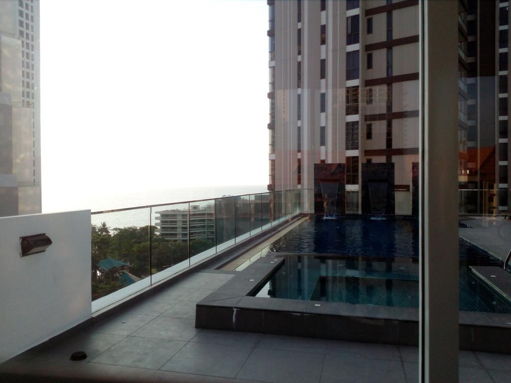 Serenity Wongamat Apartments Pattaya Esterno foto
