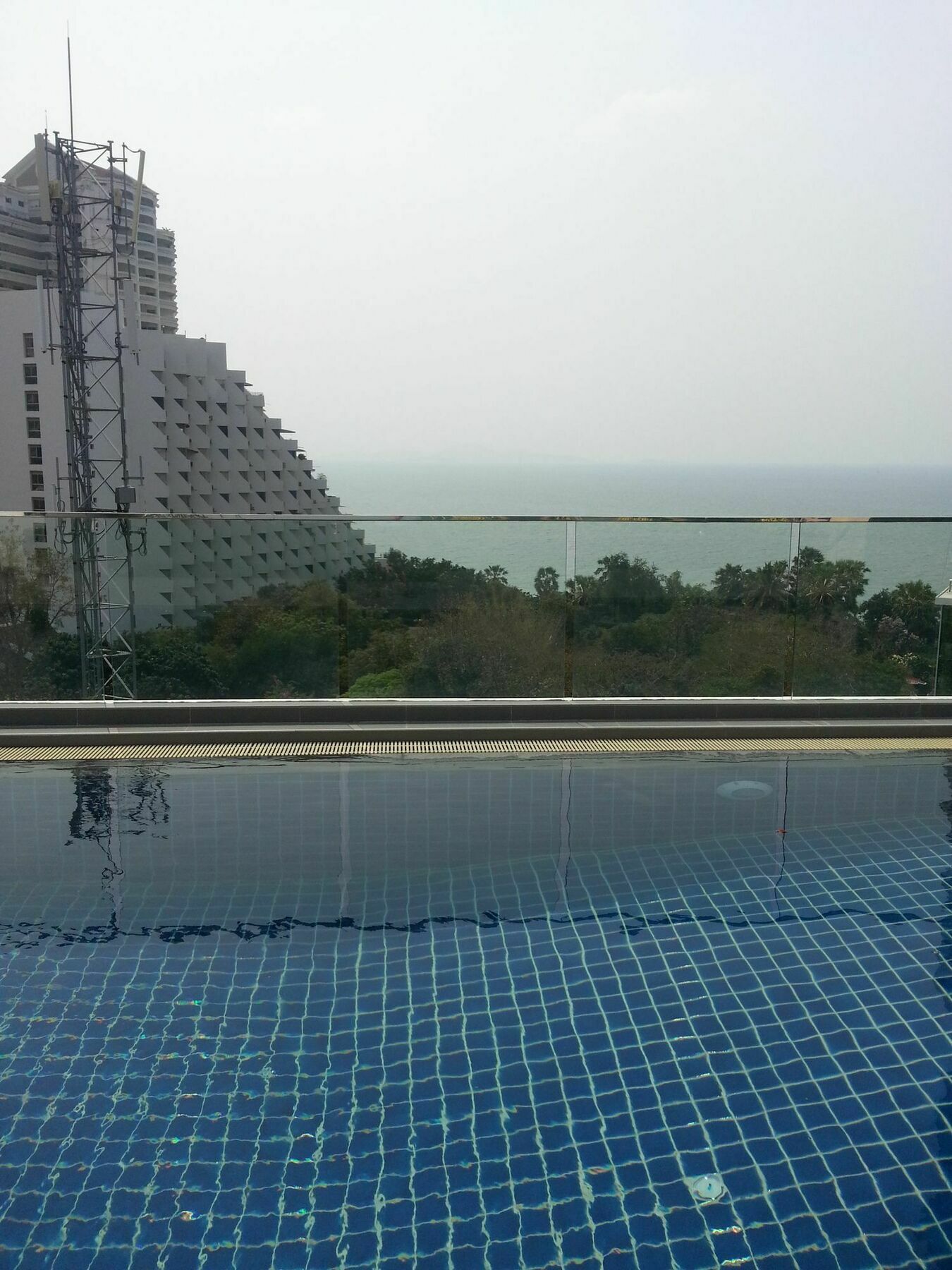 Serenity Wongamat Apartments Pattaya Esterno foto